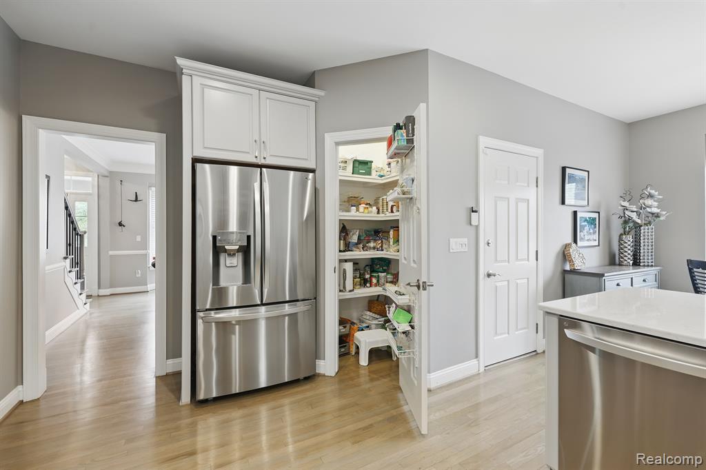 44586 BROADMOOR Circle N, Northville, MI 48168 — Photo 6