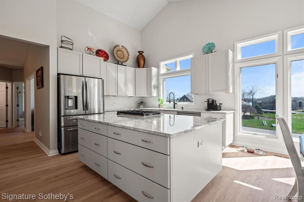 51 CHATEAUX DU LAC, Fenton, MI 48430 — Photo 8