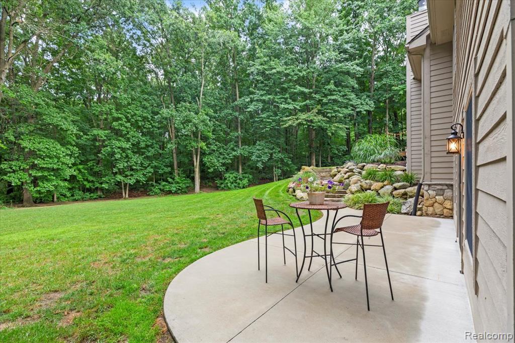 15301 Oak Hollow Drive, Holly, MI 48442 — Photo 49