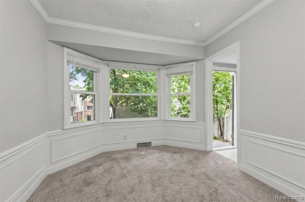 4715 Buckingham Avenue - Photo 4