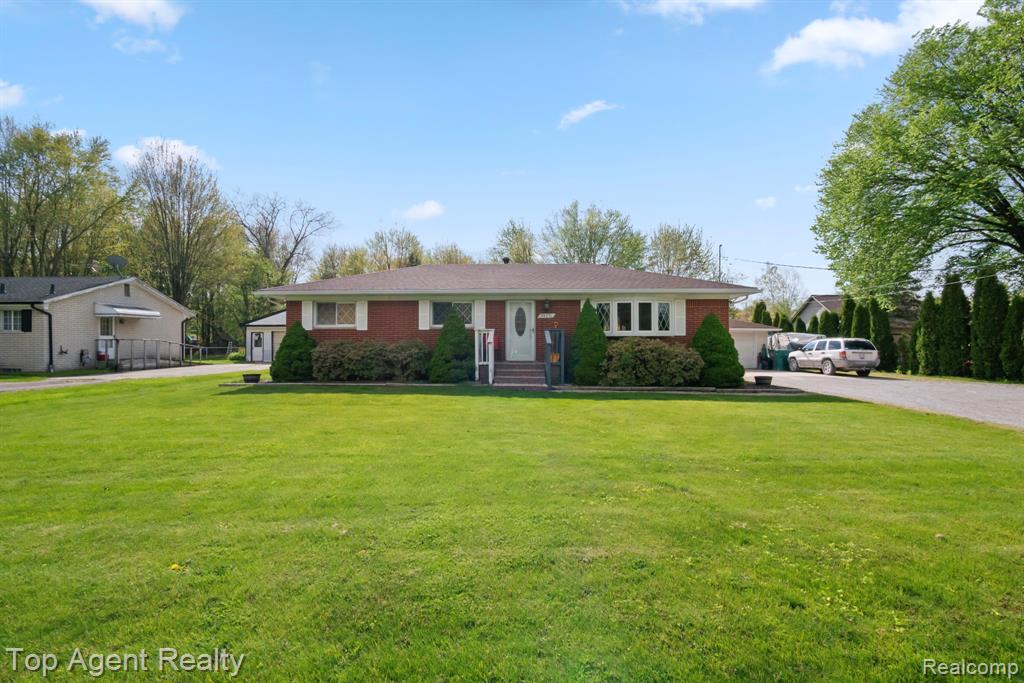 54951 Ridge Road, New Baltimore, MI 48047 — front exterior