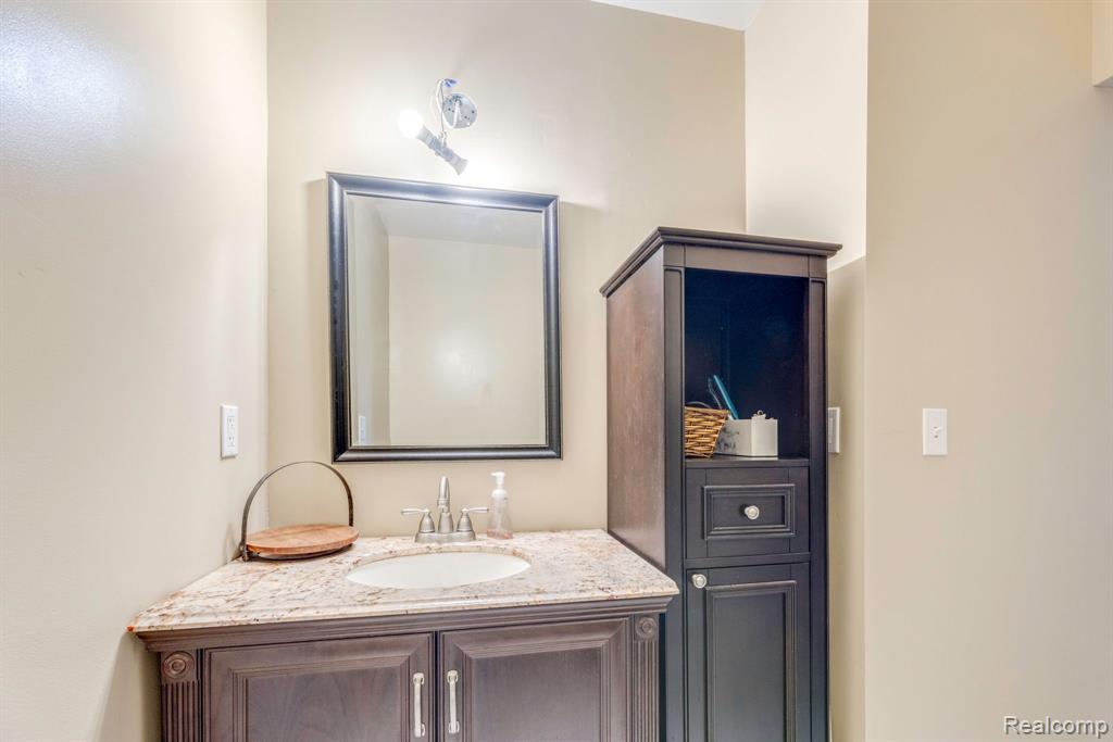 516 WILLIAM G Drive, Capac, MI 48014 — Photo 26