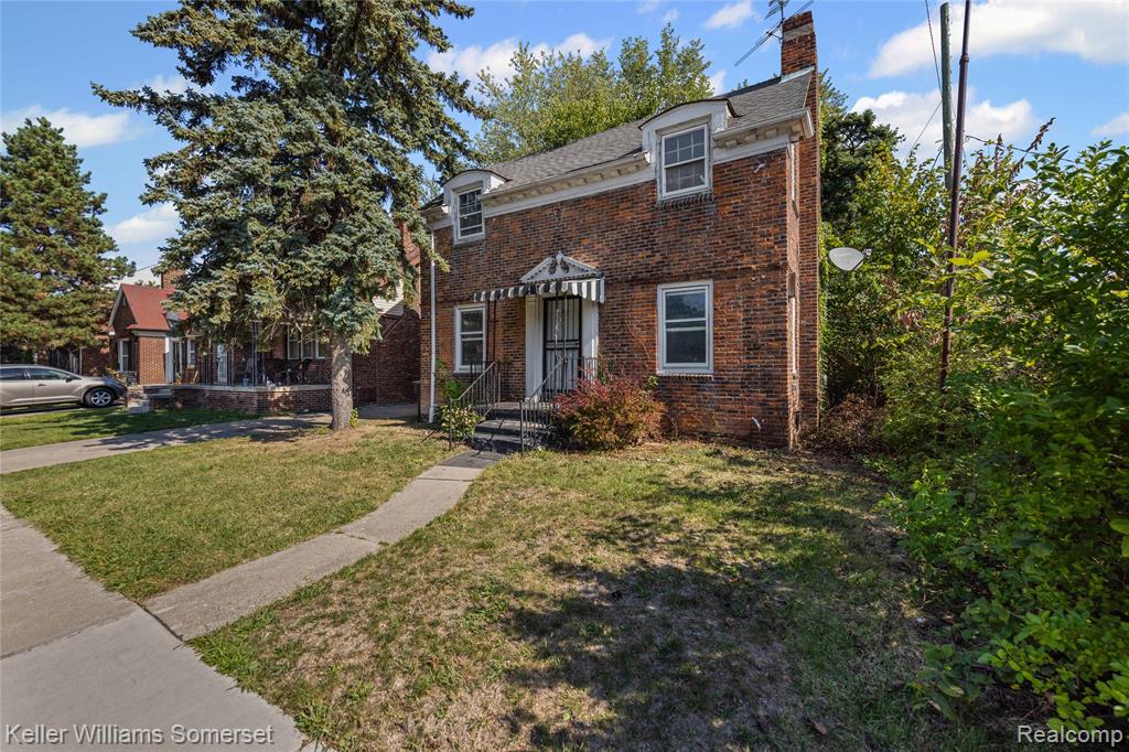 12375 E Outer Drive - Photo 3