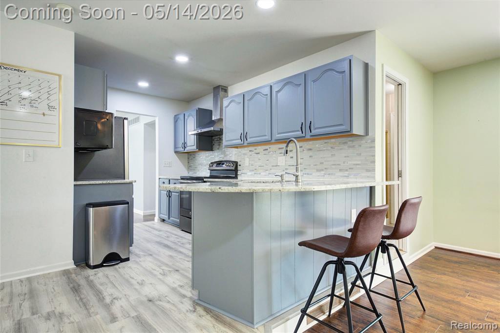 43715 Simsbury Street, Canton, MI 48187 — Photo 16