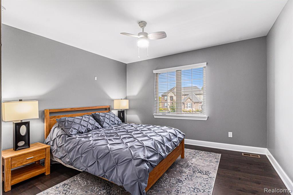 47541 Villa Terrace Court, Novi, MI — Photo 31