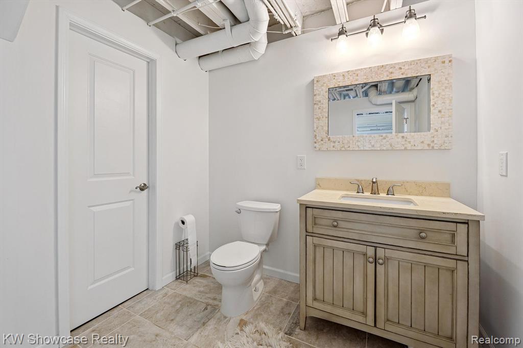 2163 Palmetto, Commerce Twp, MI 48382 — Photo 36