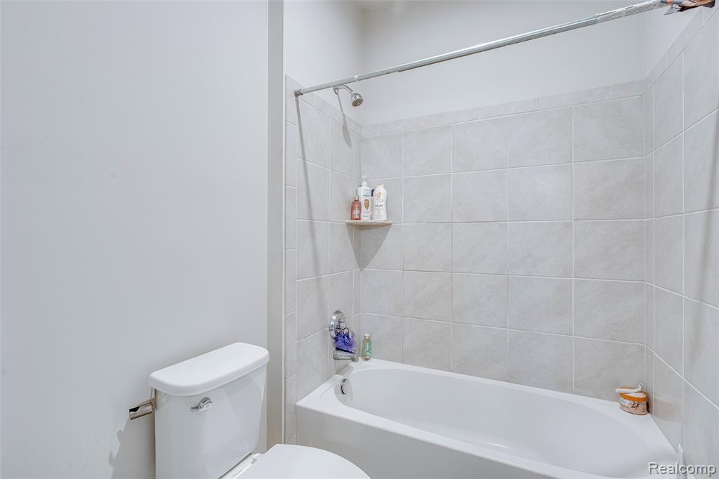 51011 Rockingham Drive, Canton, MI 48188 — Photo 41