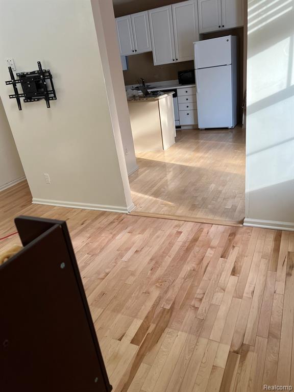 38255 SARATOGA Circle, Farmington Hills, MI 48331 — Photo 10