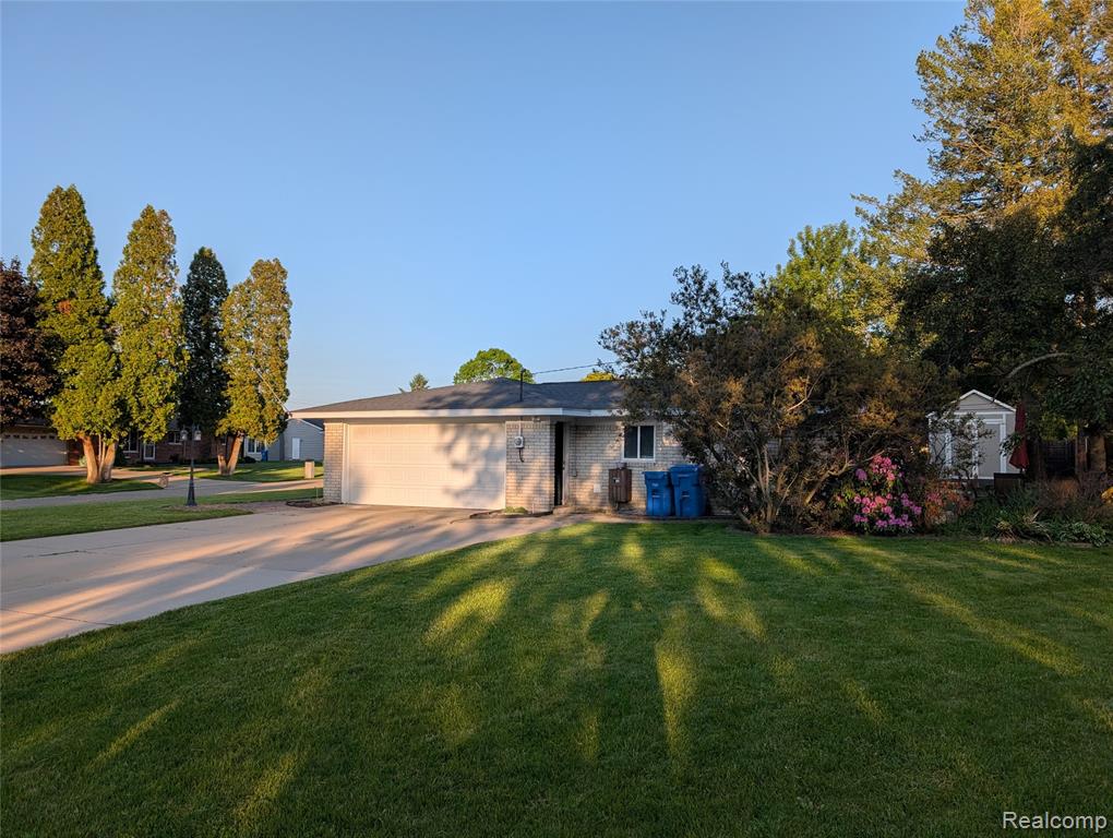 4177 Conne Mara Lane, Waterford, MI 48329 — Photo 28
