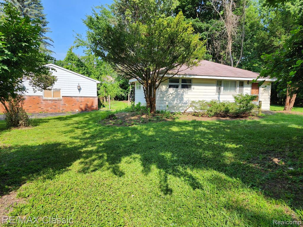 3740 SHADY BEACH Boulevard, Orchard Lake Village, MI 48324 — Photo 39