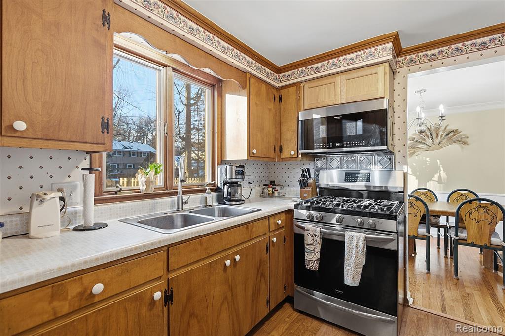 3679 Old Farm Lane, Fort Gratiot, MI 48059 — Photo 9