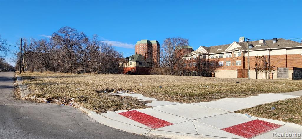 3466 LINCOLN Street, Detroit, MI 48208 — Photo 5