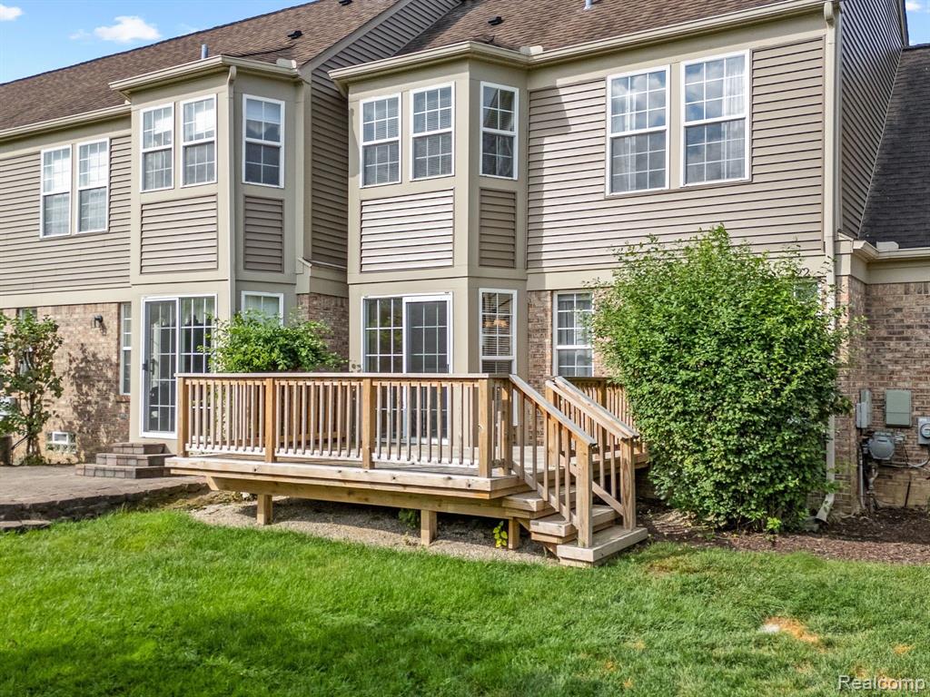 4081 HUNTERS Circle E, Canton, MI 48188 — Photo 2