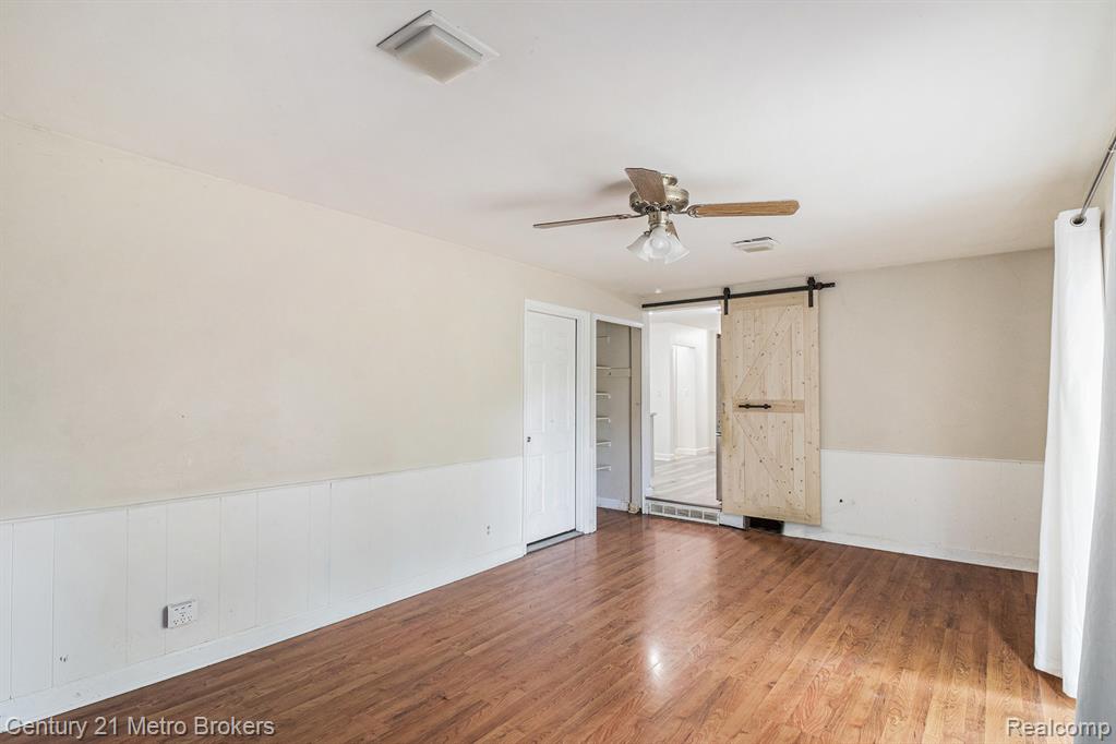 5391 Antoinette Drive, Grand Blanc, MI 48439 — Photo 12