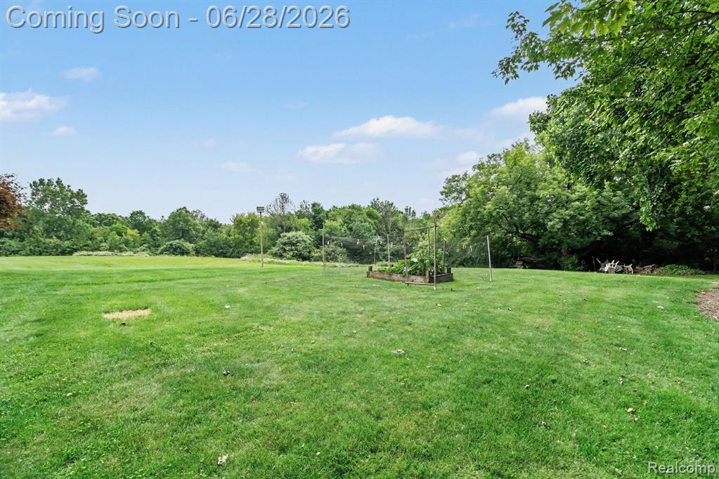 9230 Kelly Lake Drive, Clarkston, MI 48348 — Photo 41