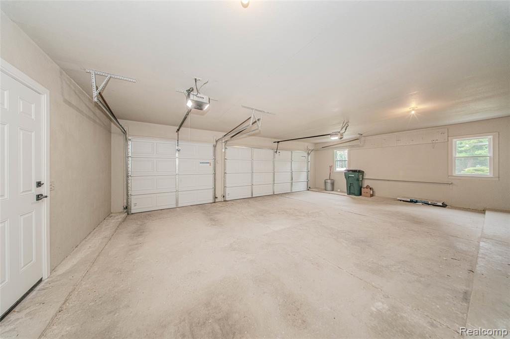 21993 Riverview Drive, Beverly Hills, MI 48025 — Photo 43
