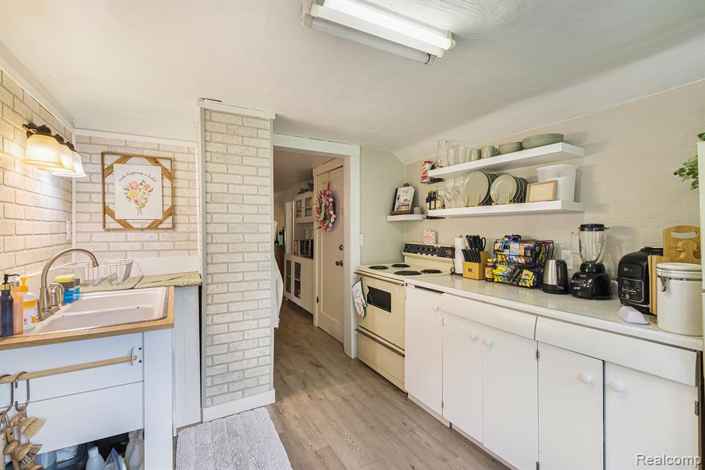 4019 N Belsay Road, Flint, MI 48506 — Photo 20