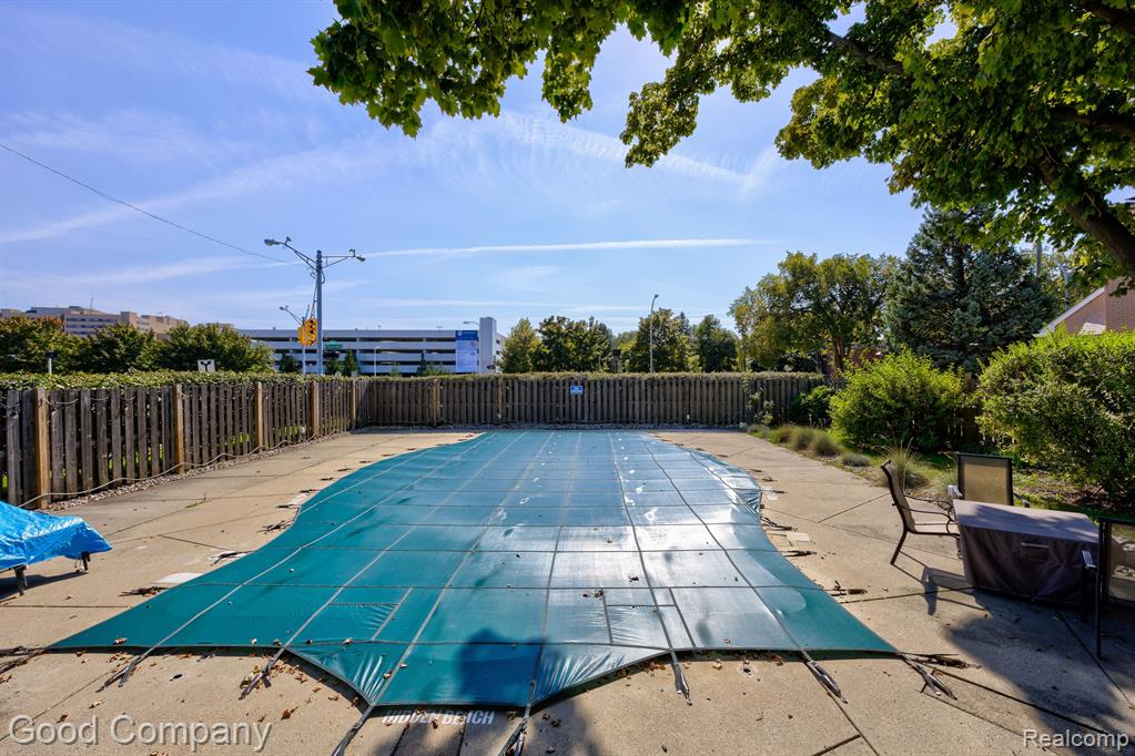 3421 HILLSIDE Drive, 4, Royal Oak, MI 48073 — Photo 25