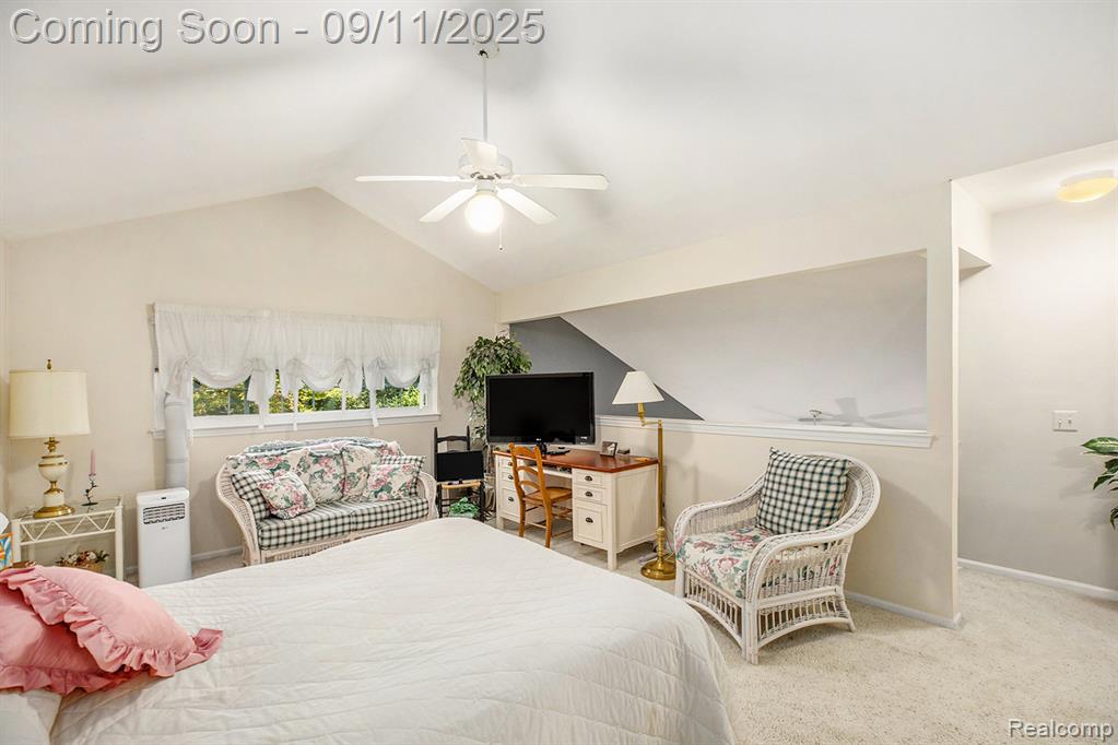 5886 Creekside Drive, Troy, MI 48085 — Photo 19