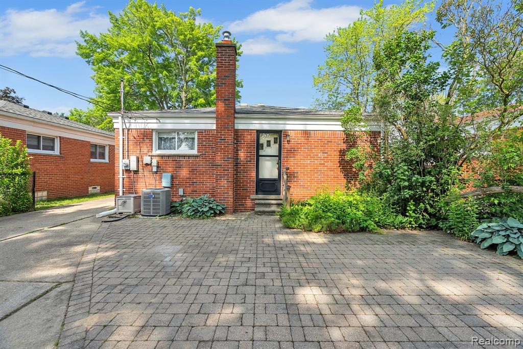4129 Vassar Street, Dearborn Heights, MI 48125 — Photo 25