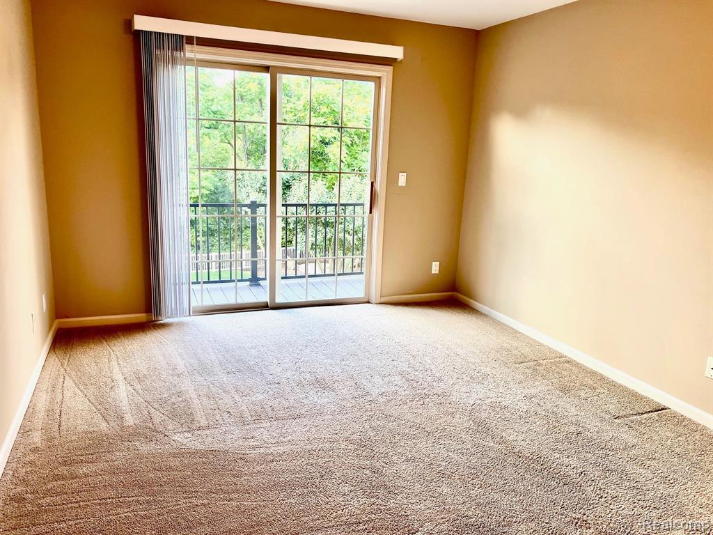 683 RIVER PARK VILLAGE Boulevard, Northville, MI 48167 — Photo 20