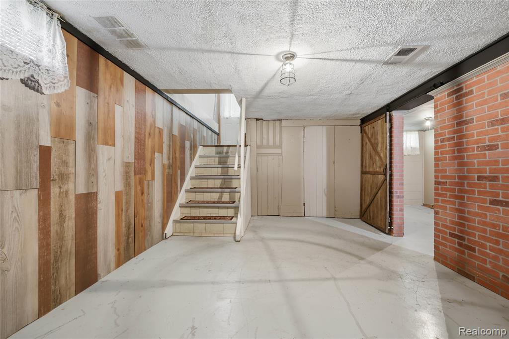 19029 Florian Street, Roseville, MI 48066 — Photo 23