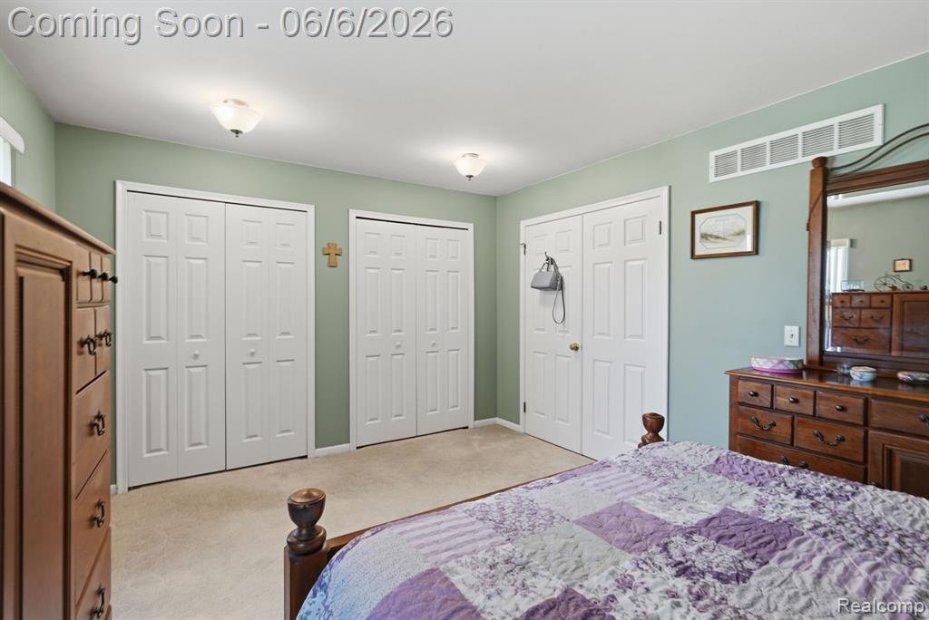 42321 Royal Lane, Clinton Twp, MI 48038 — Photo 21