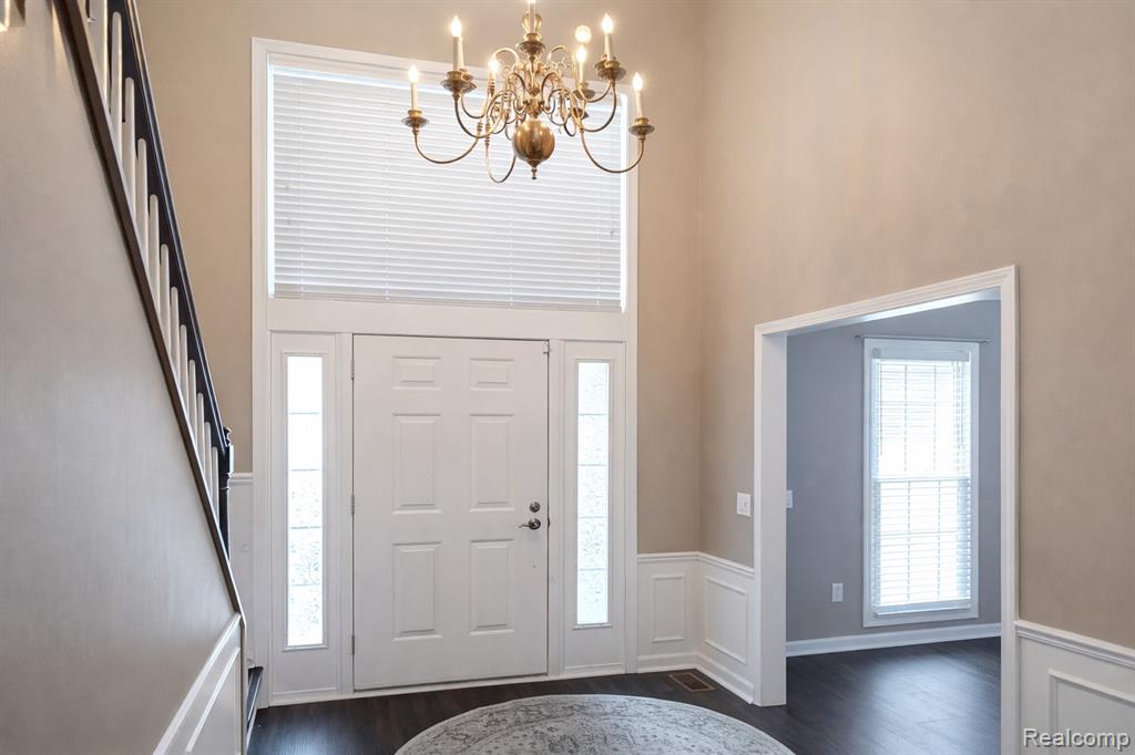 47497 Fox Run Drive, Canton, MI 48187 — Photo 13
