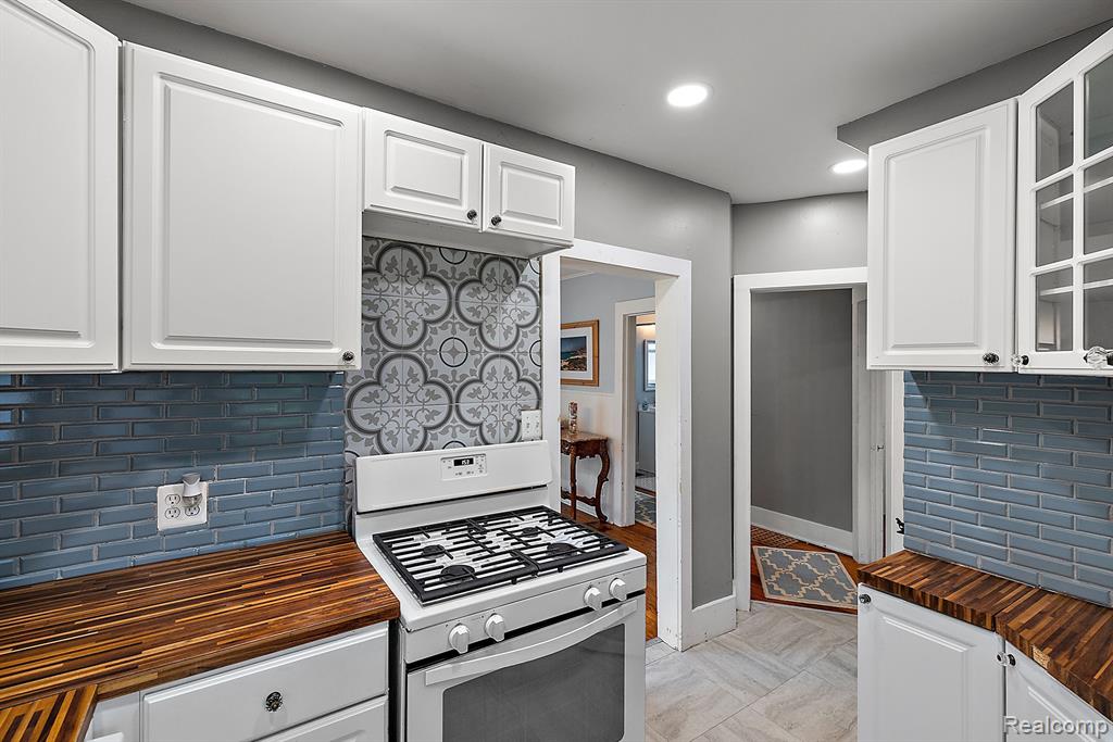 536 ATWATER Street, Lake Orion, MI 48362 — Photo 25