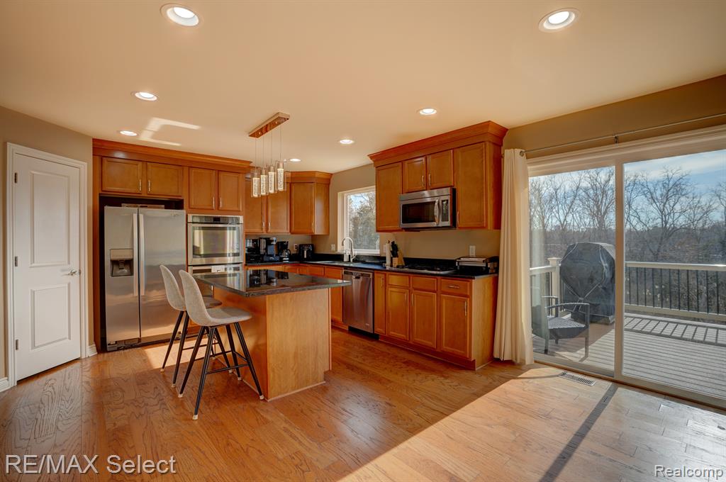 4062 OAK Street, Grand Blanc, MI 48439 — Photo 10