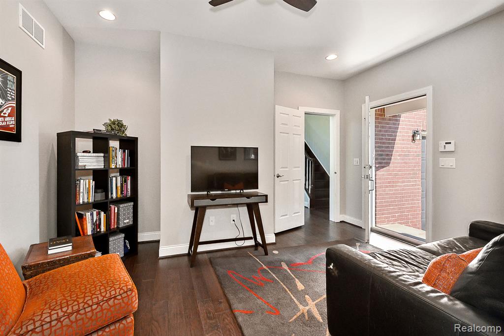 17905 BRIAR RIDGE Lane, Northville, MI 48168 — Photo 21