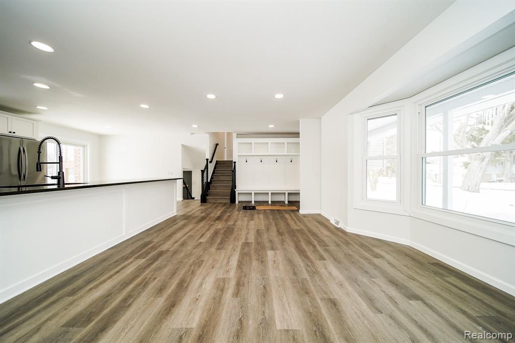 6522 ELLINWOOD Drive, White Lake, MI 48383 — Photo 14