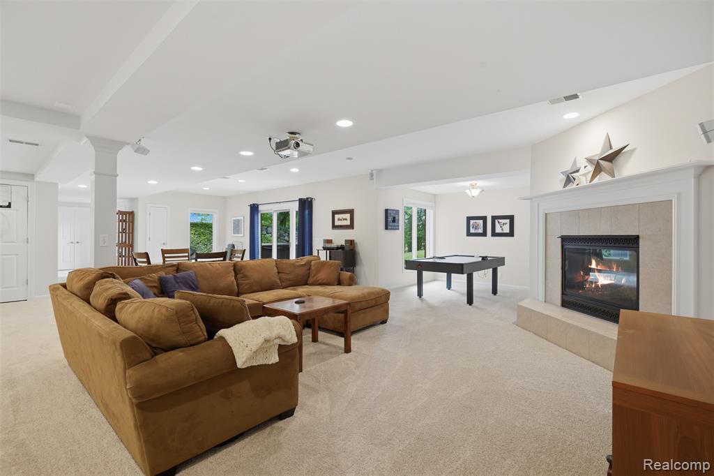 5110 Kitson Lane, West Bloomfield, MI 48324 — Photo 34