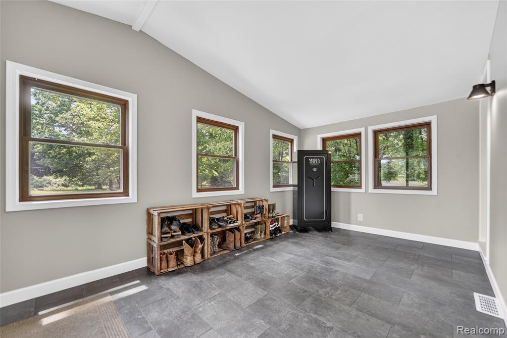 13635 Unadilla Road, Gregory, MI 48137 — Photo 27