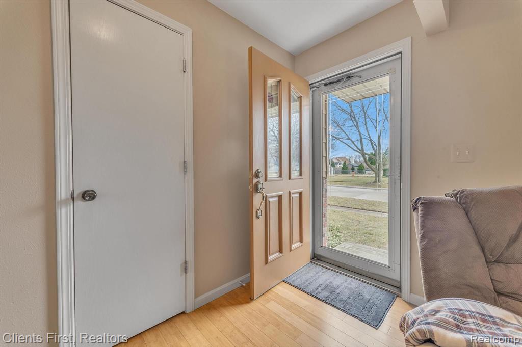 700 TOLL Street, Monroe, MI 48162 — Photo 3