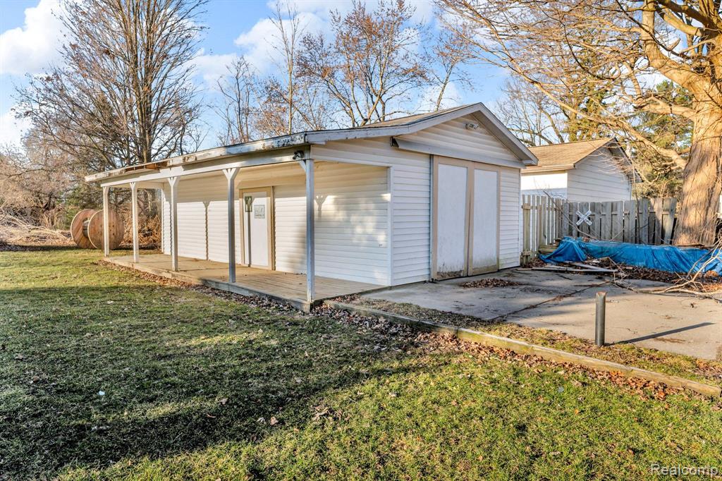 8396 E RICHFIELD Road, Davison, MI 48423 — Photo 6