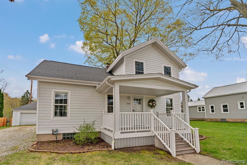 209 S Bristol Street, Almont, MI 48003 — Photo 46
