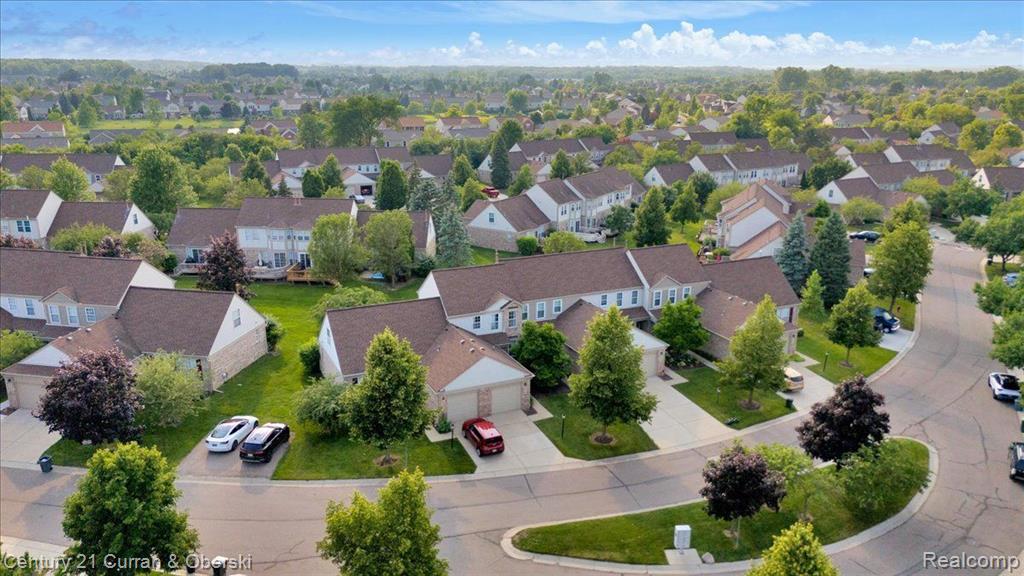 4414 HUNTERS Circle E, Canton, MI 48188 — Photo 28