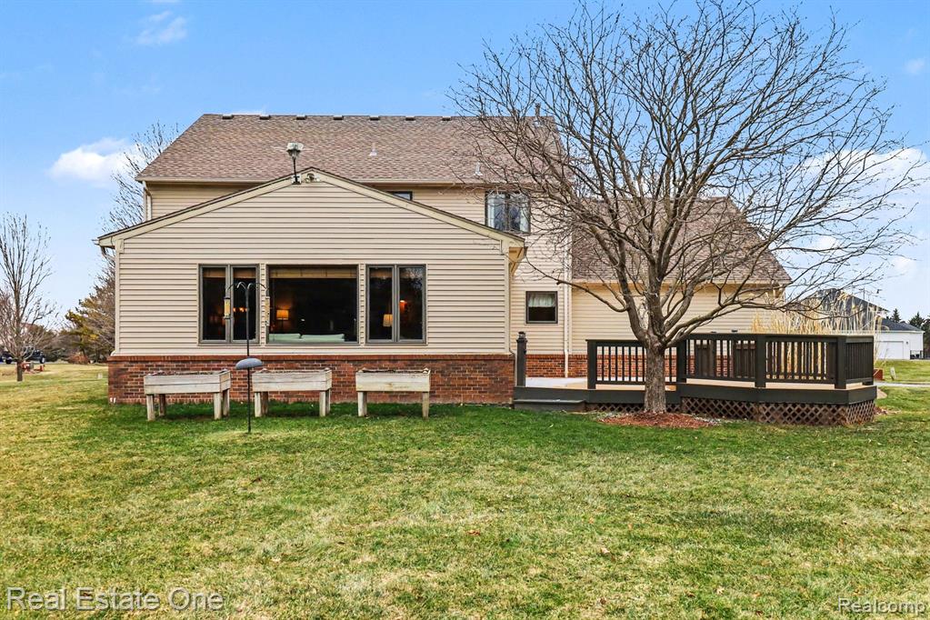 5045 Ashford Road, Clarkston, MI 48348 — Photo 37