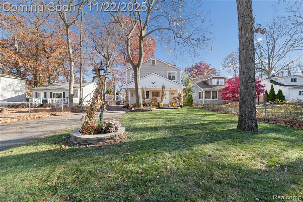 4196 Lotus Drive, Waterford, MI 48329 — Photo 36