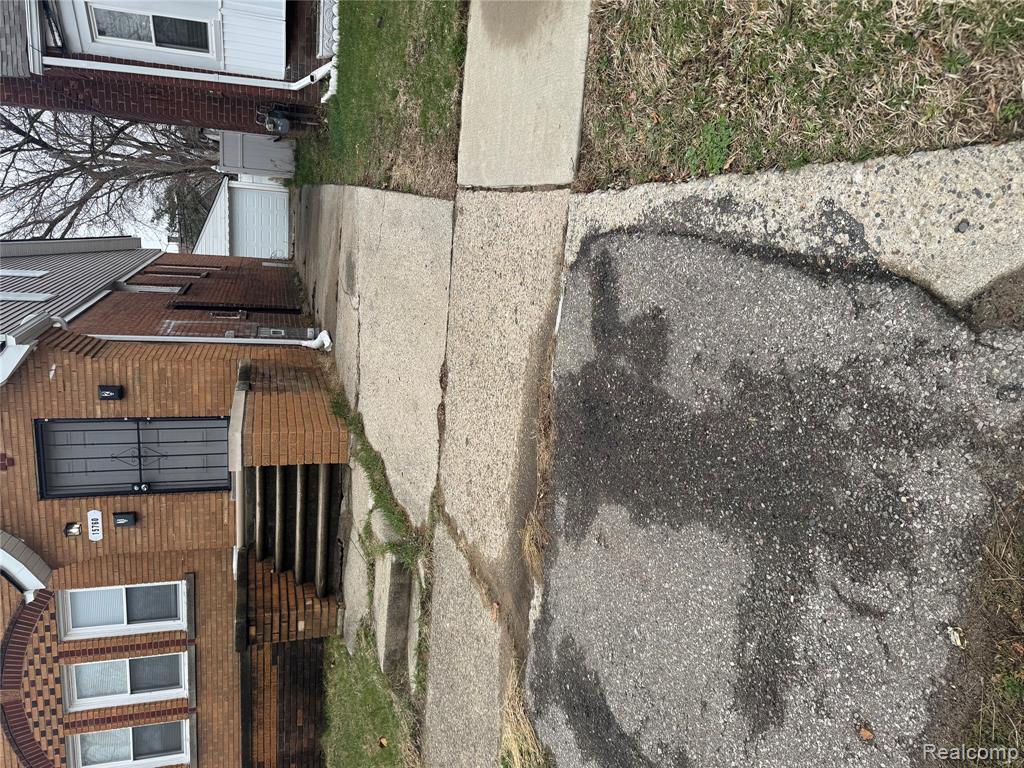 15760 Monte Vista Unit #2 Street, Detroit, MI 48238