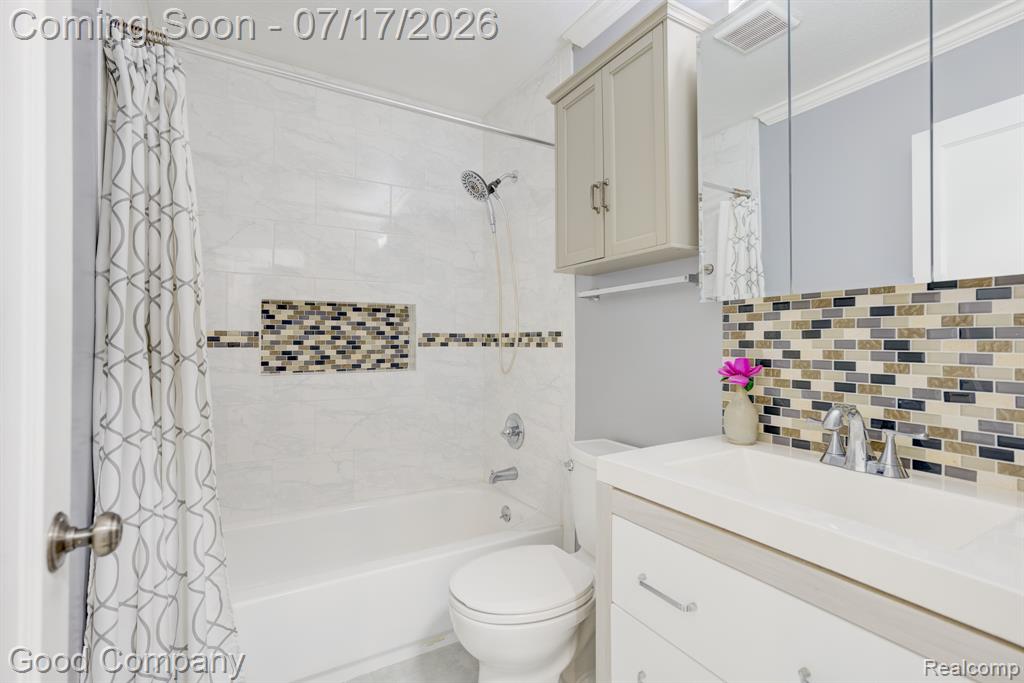 4102 Elmhurst Avenue, Royal Oak, MI 48073 — Photo 20