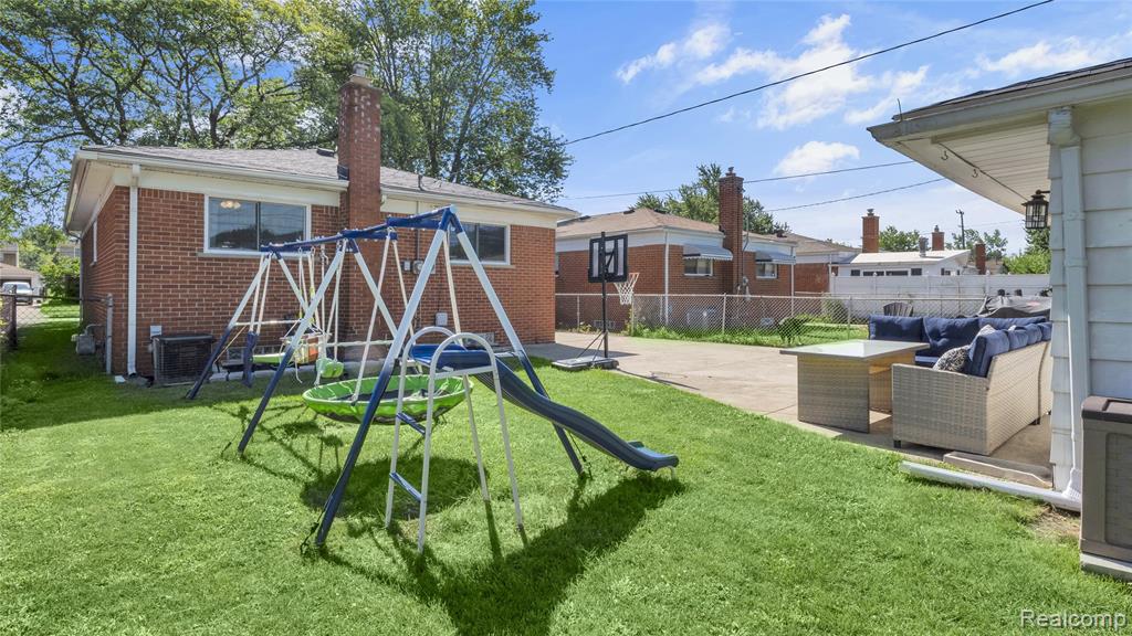 5961 Centralia Street, Dearborn Heights, MI 48127 — Photo 36