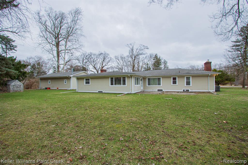 49525 SHELBY Road, Shelby Twp, MI 48317 — Photo 41