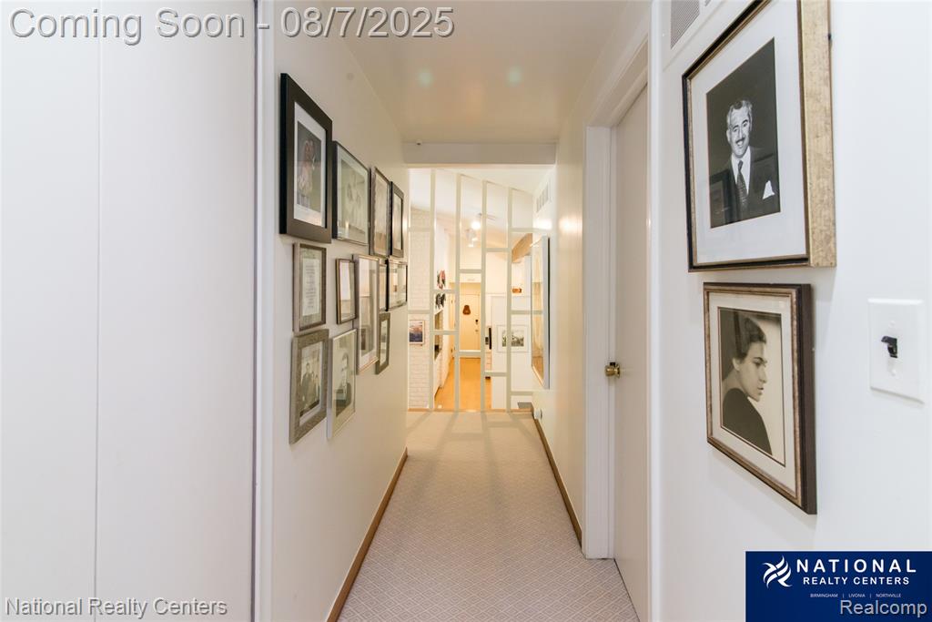 4933 Malibu Drive, Bloomfield Hills, MI 48302 — Photo 41