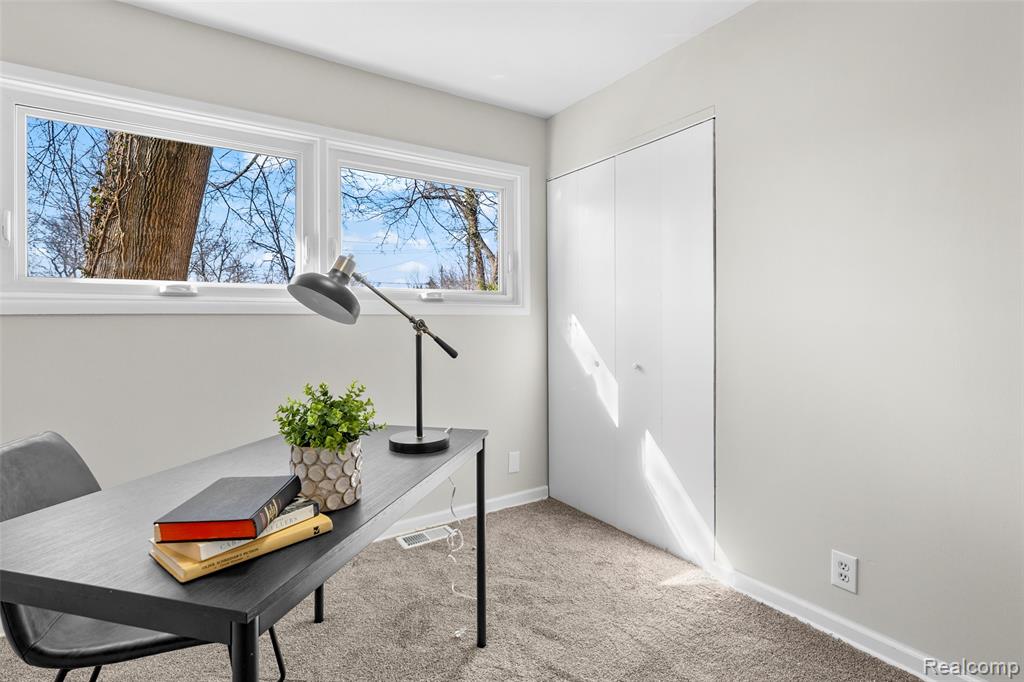 7260 Cottonwood, West Bloomfield, MI — Photo 26