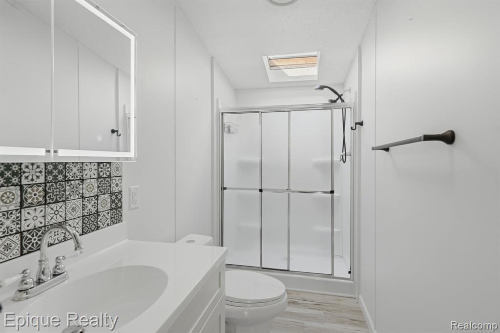 271 Lovell Court, Flushing, MI 48433 — Photo 15