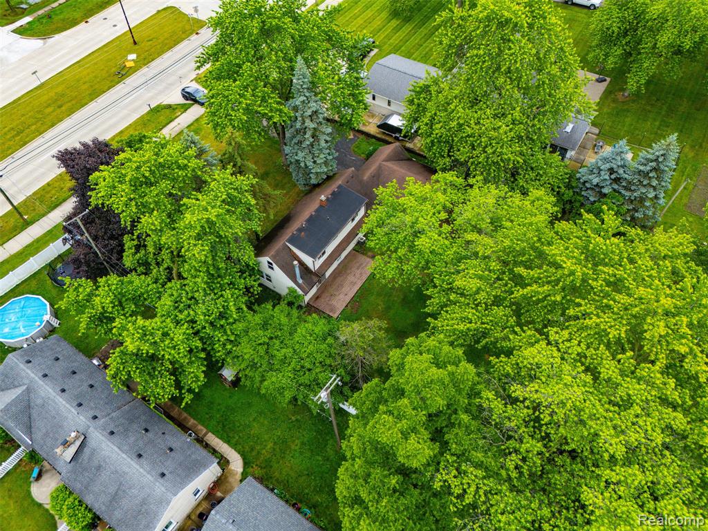750 W Square Lake Road, Troy, MI 48098 — Photo 9