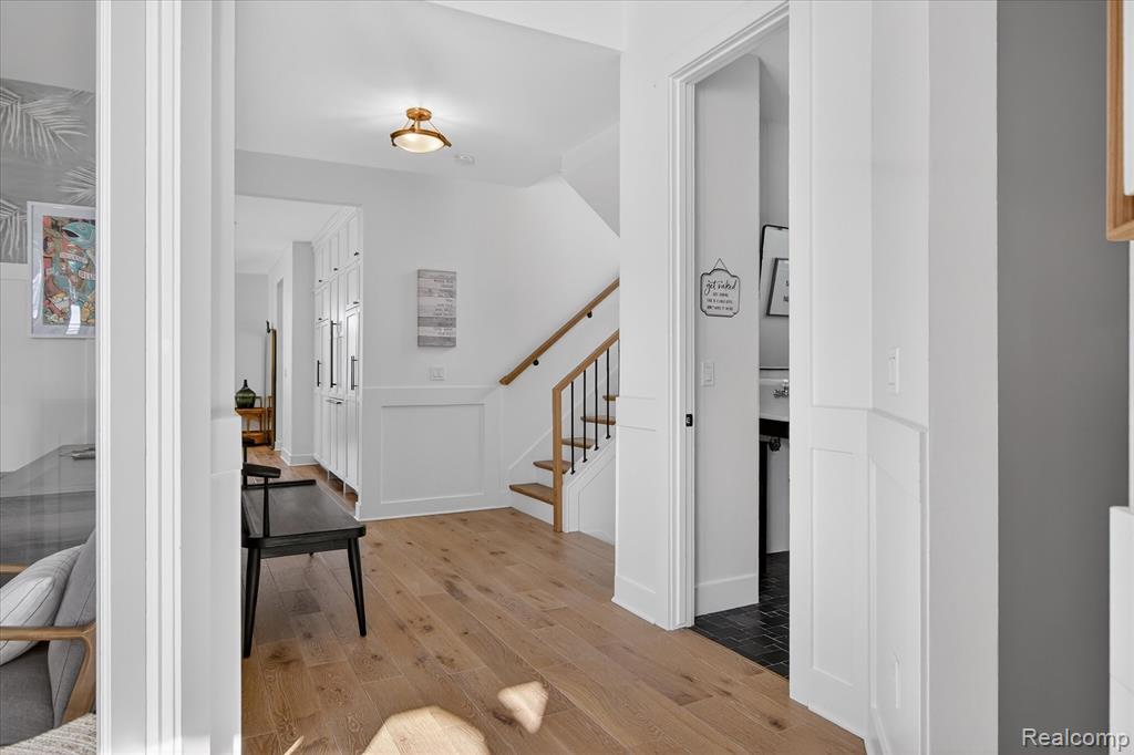 8236 Stoney Creek Drive, South Lyon, MI 48178 — Photo 16