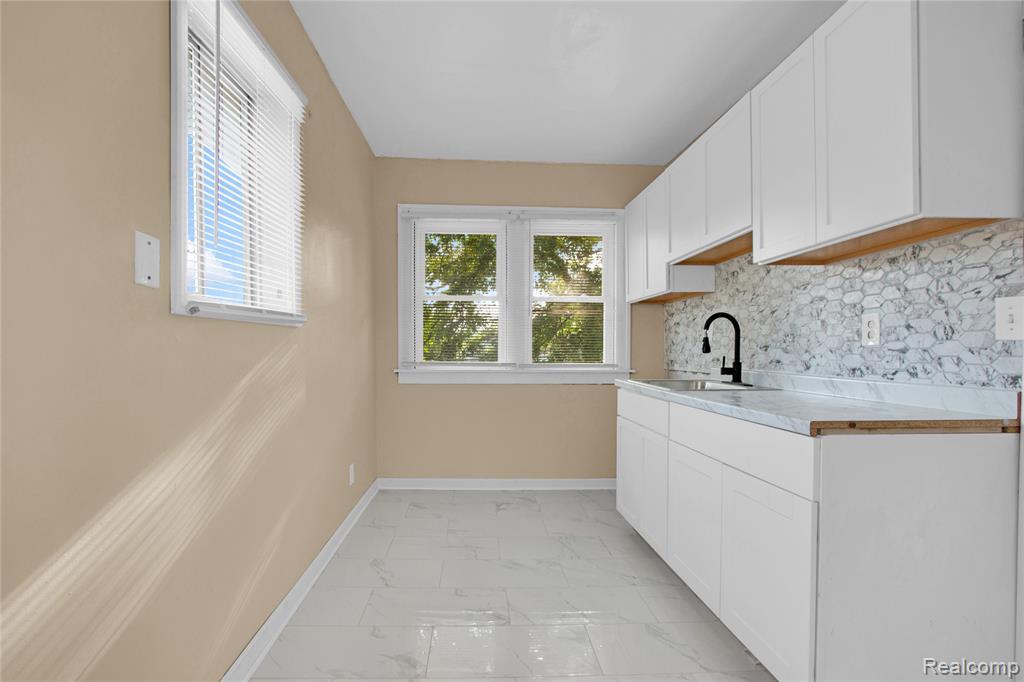 17421 Lumpkin Street, Hamtramck, MI 48212 — Photo 14